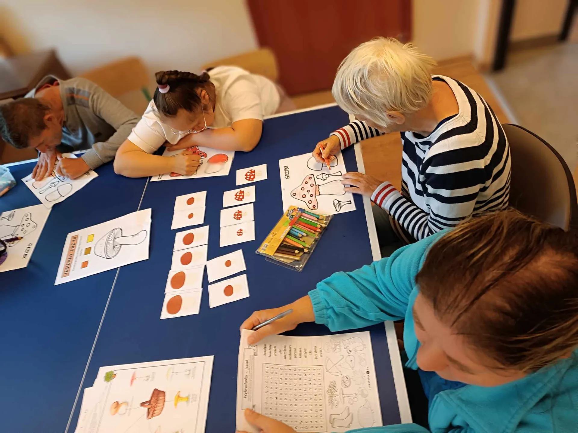 Podopieczni wypełniający zadania