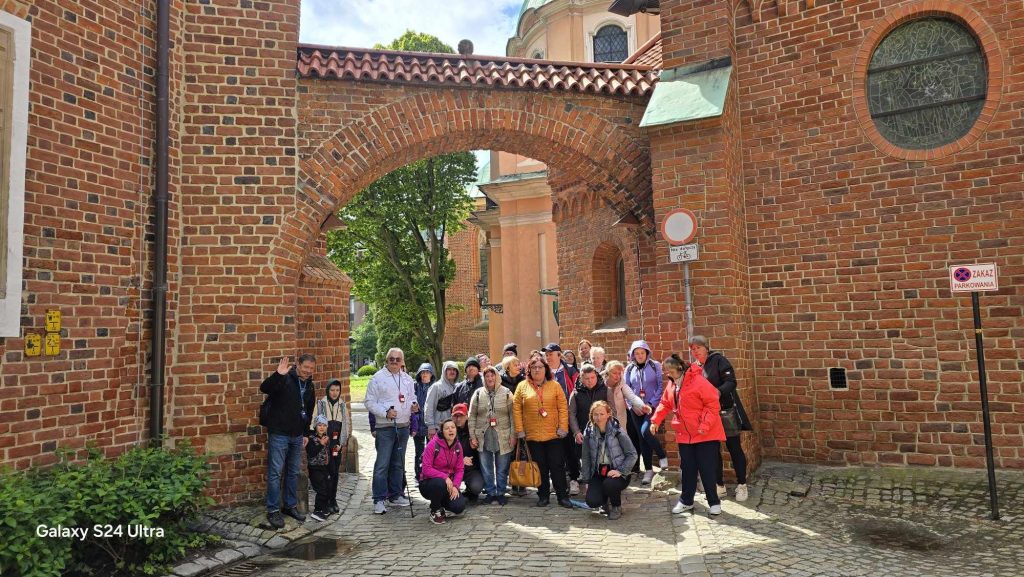 Zdjęcie grupowe uczestników wycieczki