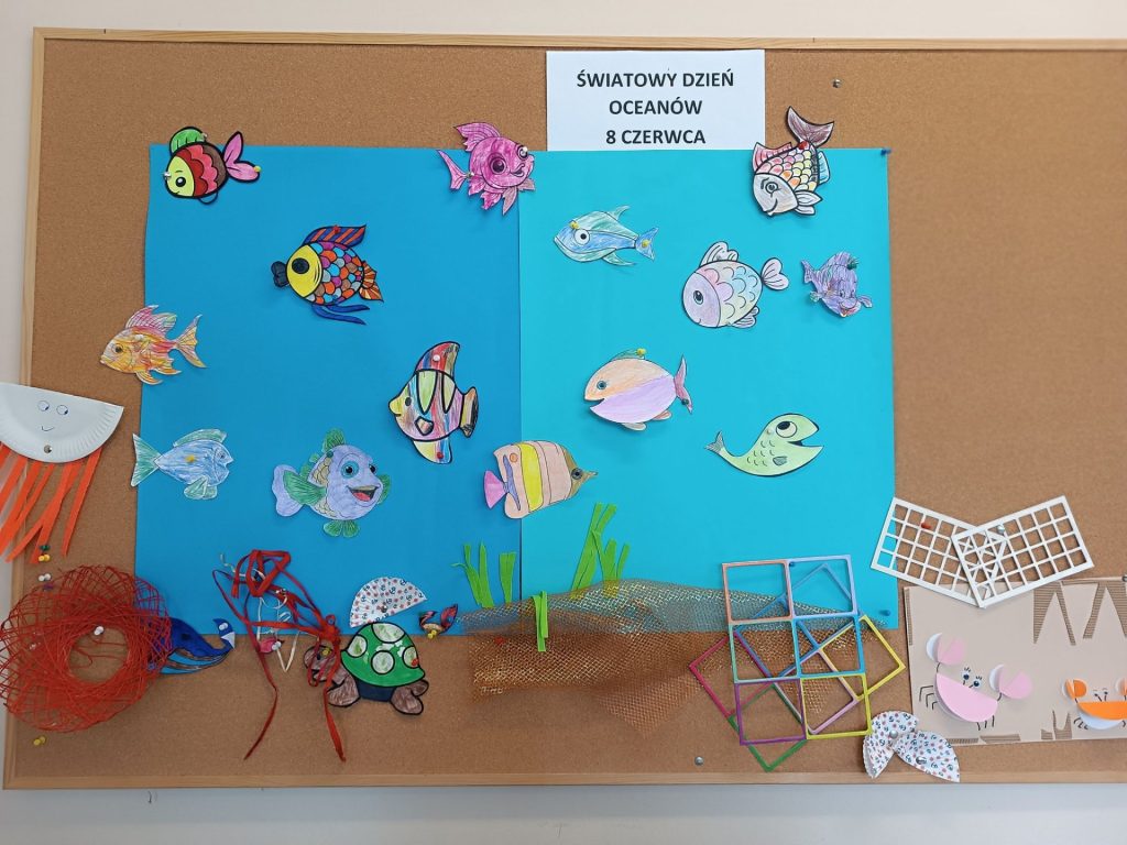 Plakat tematyczny dotyczące Dnia oceanów