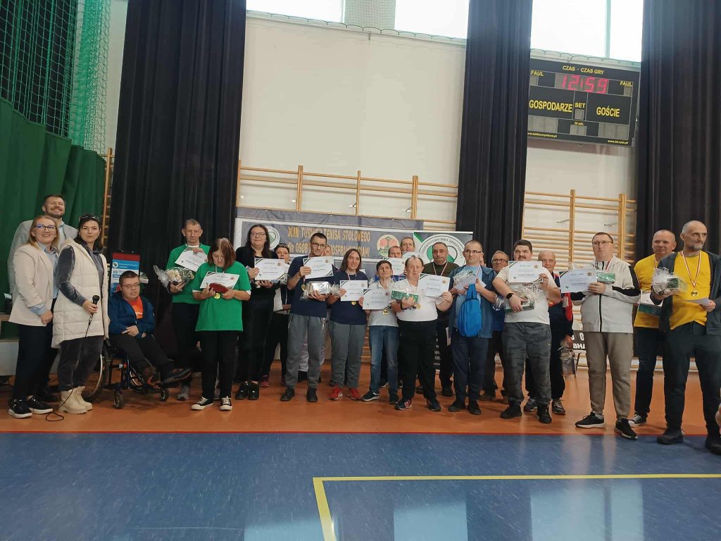 zdjęcie grupowe zwycięzców turnieju