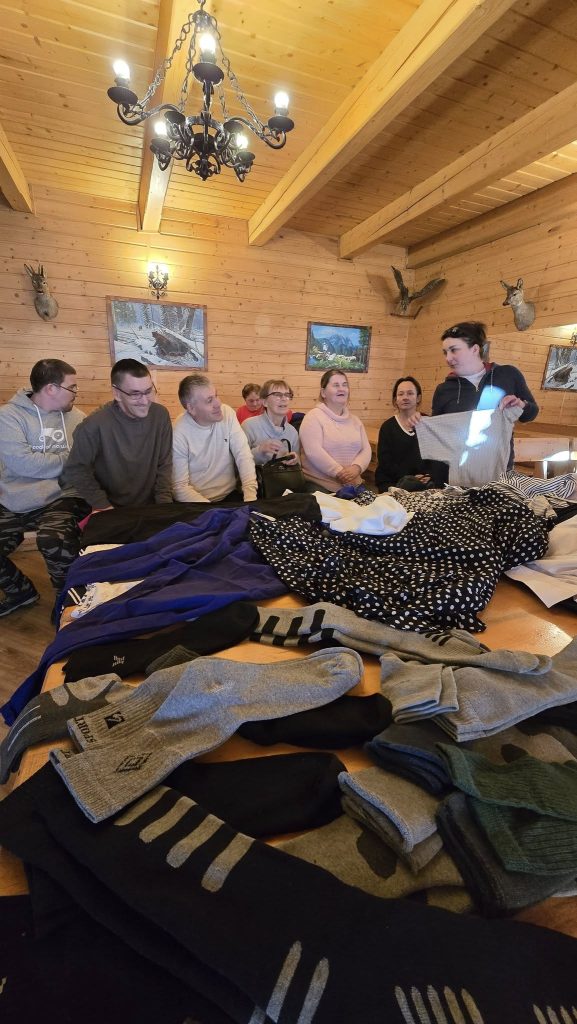 Podopieczni podczas warsztatów usamodzielniających