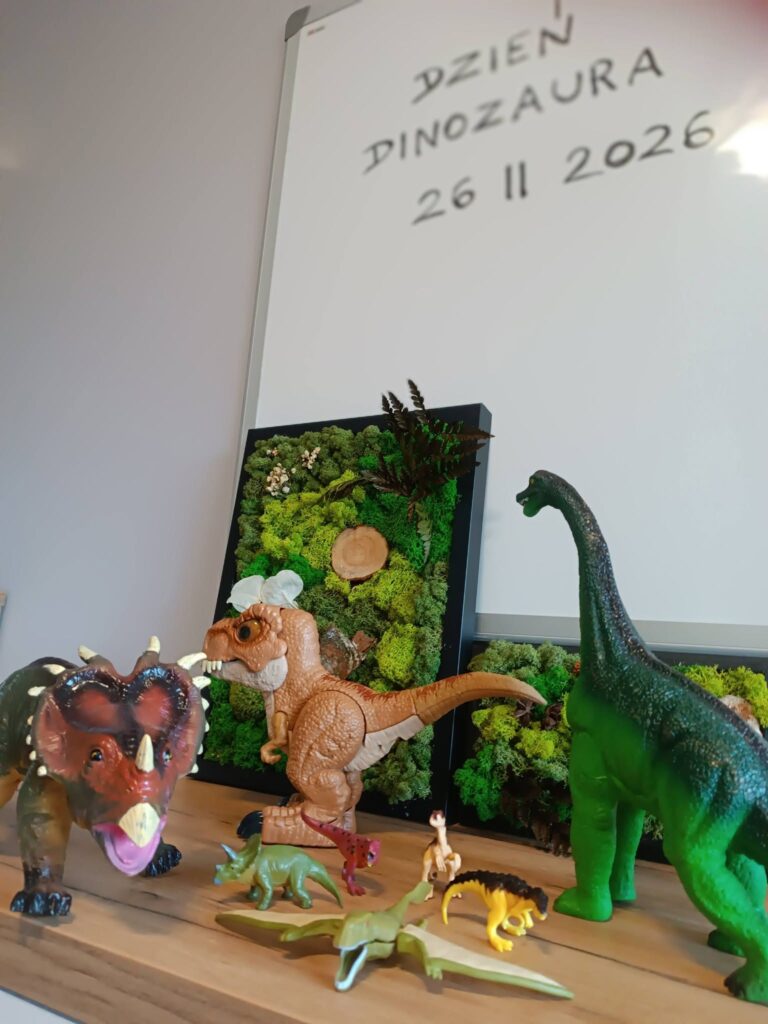 Ekspozycja z okazji dnia dinozaura